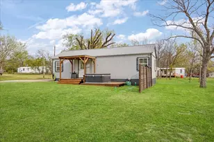 106 Red Bud St, Ravenna, TX 75476 - Photo 20