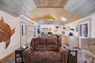 106 Red Bud St, Ravenna, TX 75476 - Photo 8