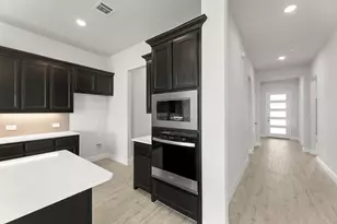 1121 Nighthawk Dr, Justin, TX 76247 - Photo 8