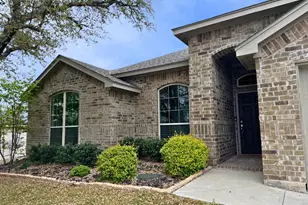 2911 River Ridge Ct, Granbury, TX 76048 - Photo 2