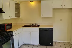 7326 Harold Walker Dr, Dallas, TX 75241 - Photo 4