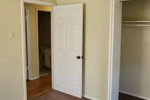 7326 Harold Walker Dr, Dallas, TX 75241 - Photo 10