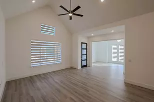 1429 Rose Willow Wy, Arlington, TX 76005 - Photo 8