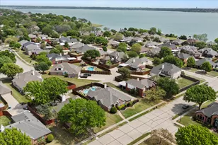 8801 Watersway Dr, Rowlett, TX 75088 - Photo 40