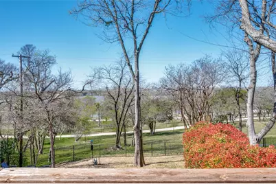 9412 Peninsula Drive, Dallas, TX 75218 - Photo 4