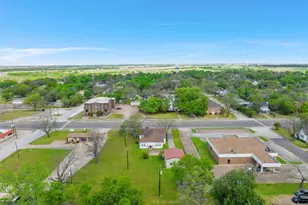 708 E Texas Ave, Mart, TX 76664 - Photo 32