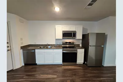 5113 Avenue G, Fort Worth, TX 76105 - Photo 2