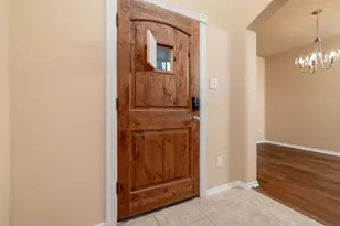 1009 Cheyenne Dr, Aubrey, TX 76227 - Photo 4