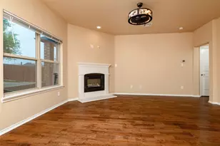 1009 Cheyenne Dr, Aubrey, TX 76227 - Photo 10