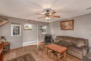 201 Rs County Rd 1399, Point, TX 75472 - Photo 6