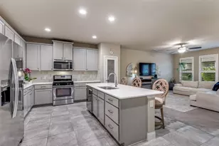 2800 Lakeside Dr, Aubrey, TX 76227 - Photo 10