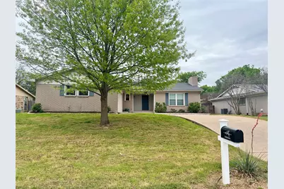 1617 Edge Hill Road, Benbrook, TX 76126 - Photo 2