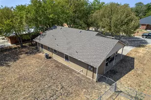 222 Oak Ct, Rhome, TX 76078 - Photo 18