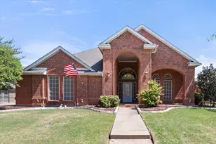1013 Brook Arbor Dr, Mansfield, TX 76063 - Photo 2