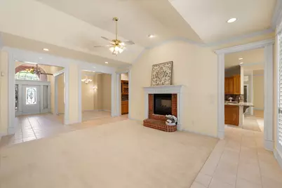 1013 Brook Arbor Drive, Mansfield, TX 76063 - Photo 8