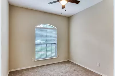 1505 Sunny Glen Street, Fort Worth, TX 76134 - Photo 8