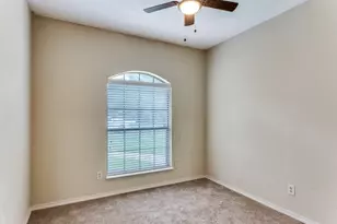 1505 Sunny Glen St, Fort Worth, TX 76134 - Photo 8