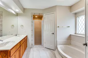 1505 Sunny Glen St, Fort Worth, TX 76134 - Photo 10