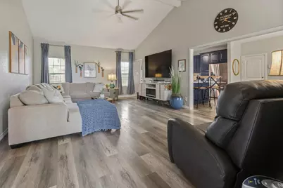 5624 Thoms Court, Fort Worth, TX 76126 - Photo 4