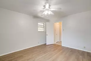 1225 Crestwood Dr, Cleburne, TX 76033 - Photo 26