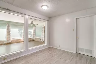 1225 Crestwood Drive, Cleburne, TX 76033 - Photo 16