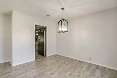 1225 Crestwood Drive, Cleburne, TX 76033 - Photo 8