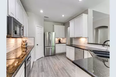 3905 Park Wood Drive, Corinth, TX 76208 - Photo 16