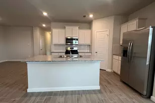 509 Babbling Brk Dr, Denton, TX 76259 - Photo 2