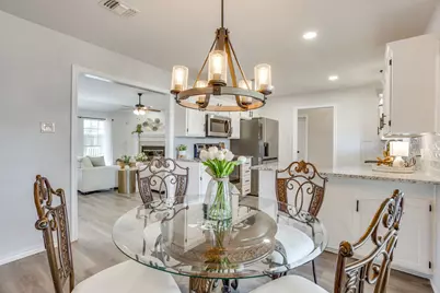 615 Rosewood Place, Joshua, TX 76058 - Photo 10