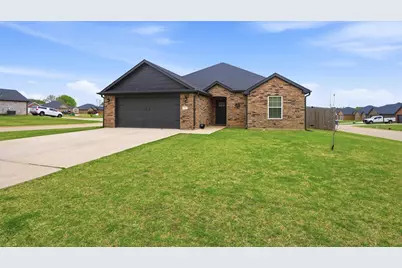 122 North Meadows, Pottsboro, TX 75076 - Photo 1