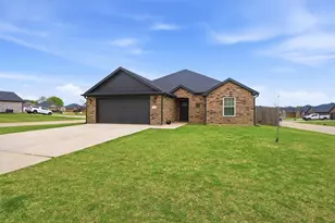 122 North Mdws, Pottsboro, TX 75076 - Photo 1