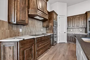 517 Longhorn Dr, Springtown, TX 76082 - Photo 14