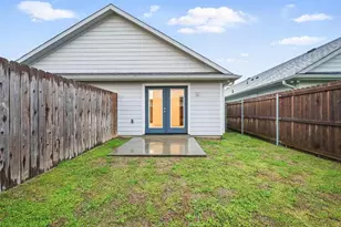 607 E Carter St, Sherman, TX 75090 - Photo 20