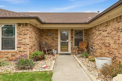 5721 Havana Drive, North Richland Hills, TX 76180 - Photo 2