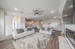 1229 Cinco Treaty Trl, Fort Worth, TX 76052 - Photo 10