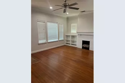 904 W Henderson Street, Cleburne, TX 76033 - Photo 4