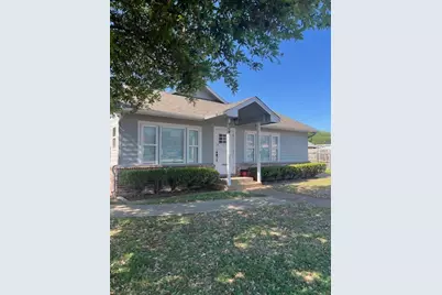 904 W Henderson Street, Cleburne, TX 76033 - Photo 1
