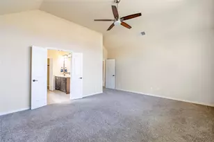 637 Peach Ln, Burleson, TX 76028 - Photo 12