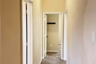 637 Peach Ln, Burleson, TX 76028 - Photo 16