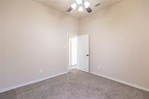 637 Peach Ln, Burleson, TX 76028 - Photo 22