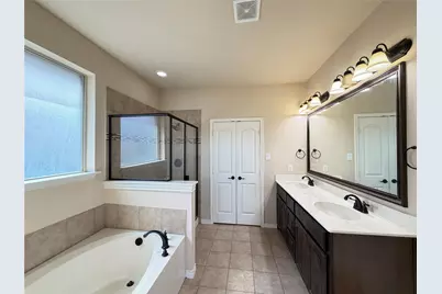 637 Peach Lane, Burleson, TX 76028 - Photo 14