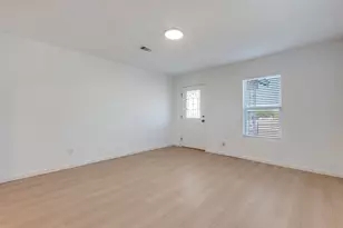 2410 S Marsalis Ave, Dallas, TX 75216 - Photo 6