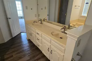 2665 Forest Trail Dr, Grand Prairie, TX 75052 - Photo 24