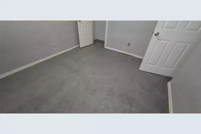 2665 Forest Trail Drive, Grand Prairie, TX 75052 - Photo 32