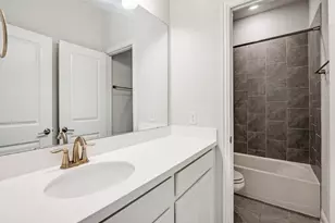 2257 Washington Dr, Carrollton, TX 75010 - Photo 6