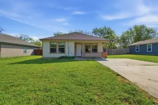 1901 Wright St, Greenville, TX 75401 - Photo 1