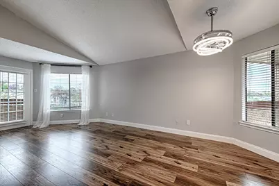 5550 Spring Valley Road #31, Dallas, TX 75254 - Photo 4