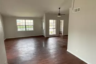 4113 Pepperbush Dr, Fort Worth, TX 76137 - Photo 4