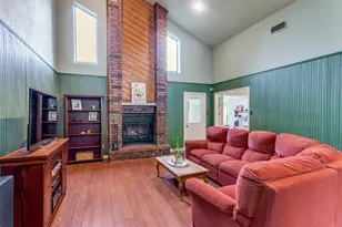 9714 Windsor Cir, Fort Worth, TX 76140 - Photo 8