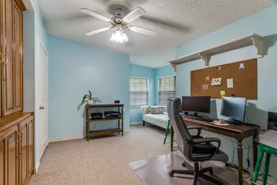 9714 Windsor Circle, Fort Worth, TX 76140 - Photo 14